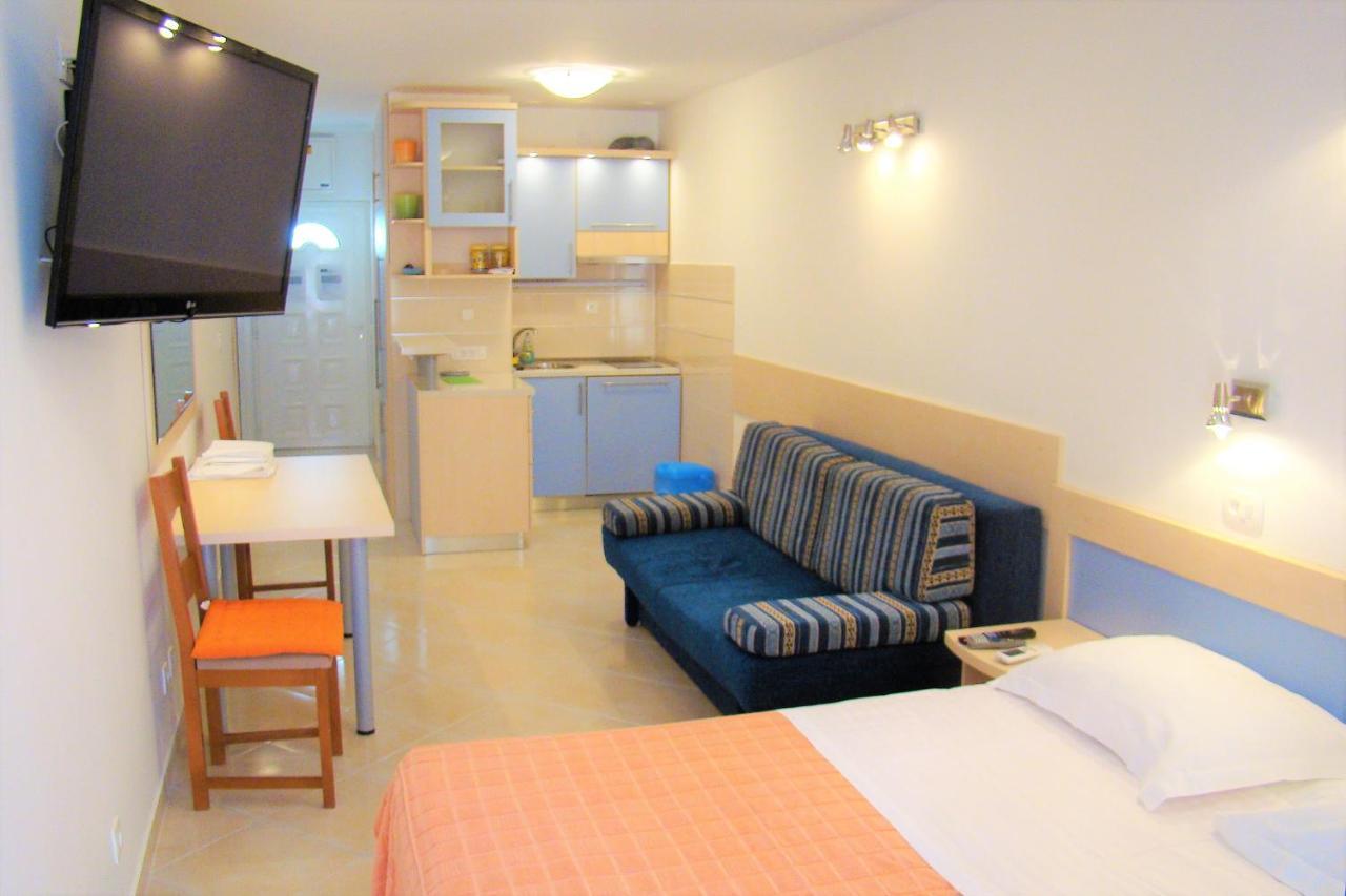 Apartments Lavica Podstrana Buitenkant foto